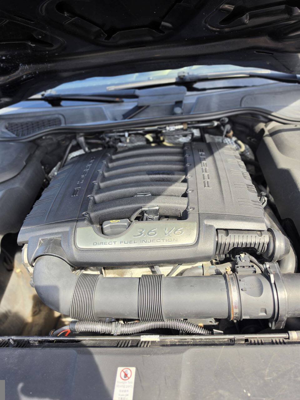 Used 2014 Porsche Cayenne Platinum Edition AWD/4WD image 16