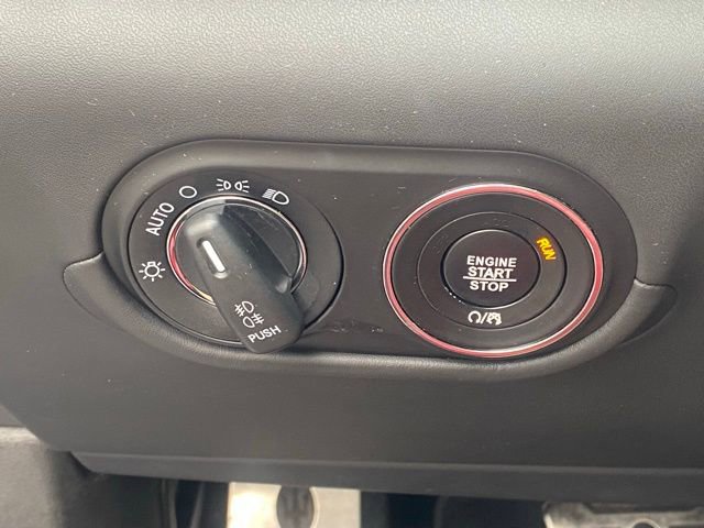 Used 2019 Maserati Levante GTS image 36