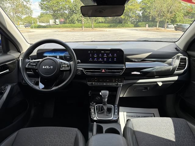 Certified 2025 Kia Seltos X-Line AWD/4WD image 31