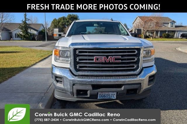 Used 2018 GMC Sierra 2500 4x4 Crew Cab image 2