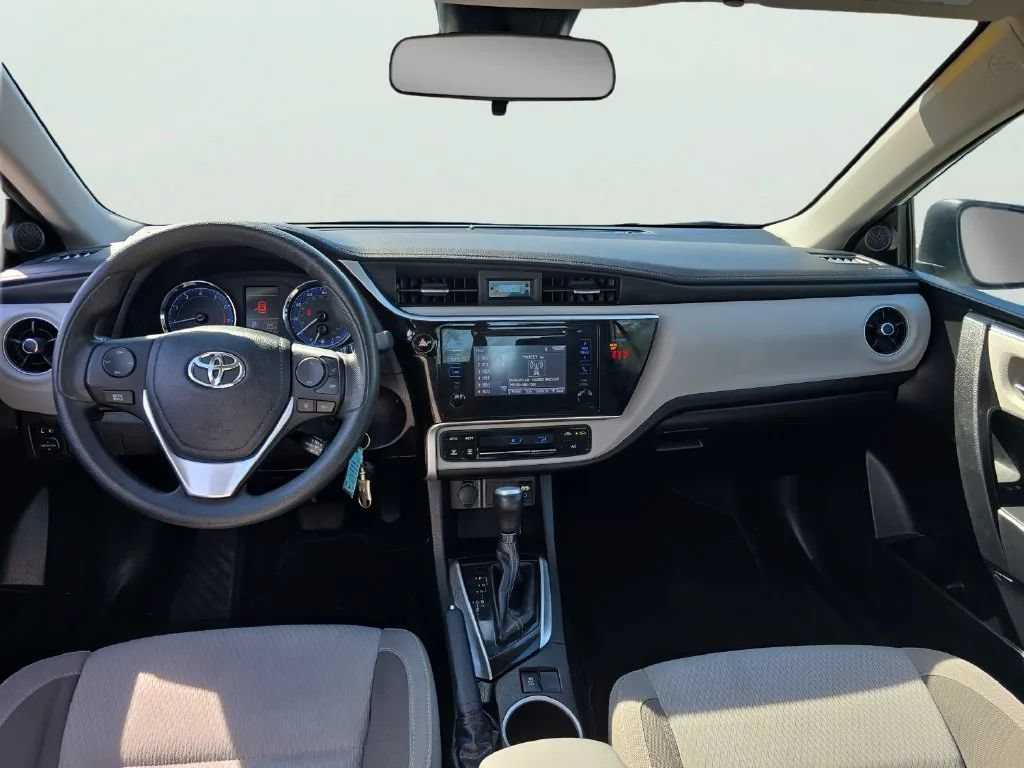 Used 2019 Toyota Corolla LE FWD image 13
