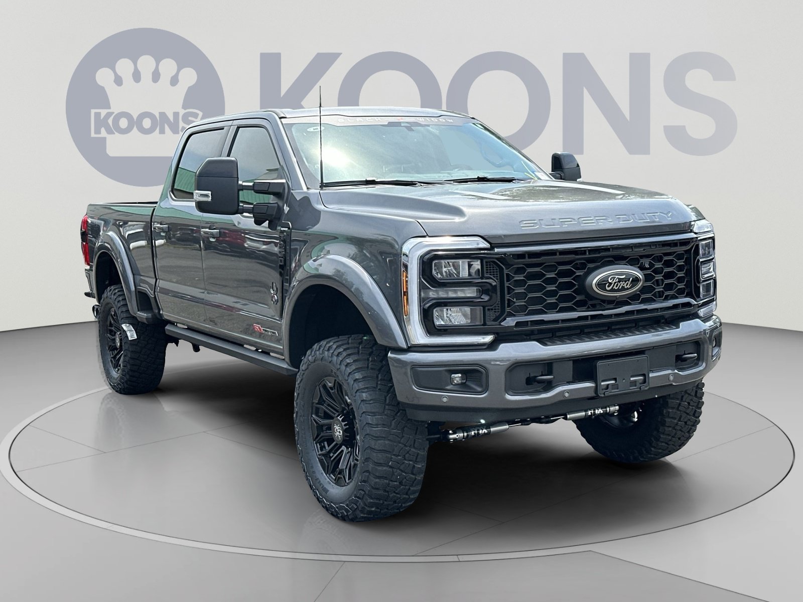 New 2026 Ford F250 Lariat w/ Black Appearance Package AWD/4WD image 2