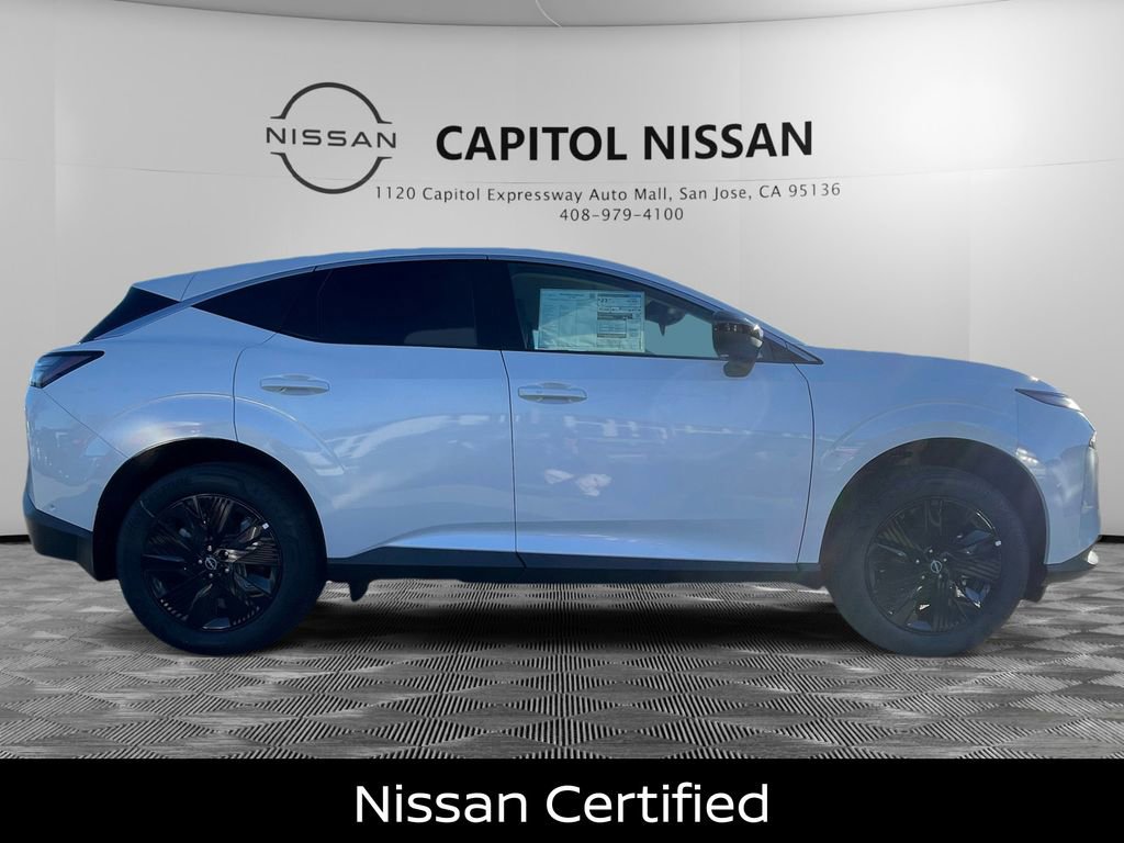 Certified 2025 Nissan Murano SV image 4