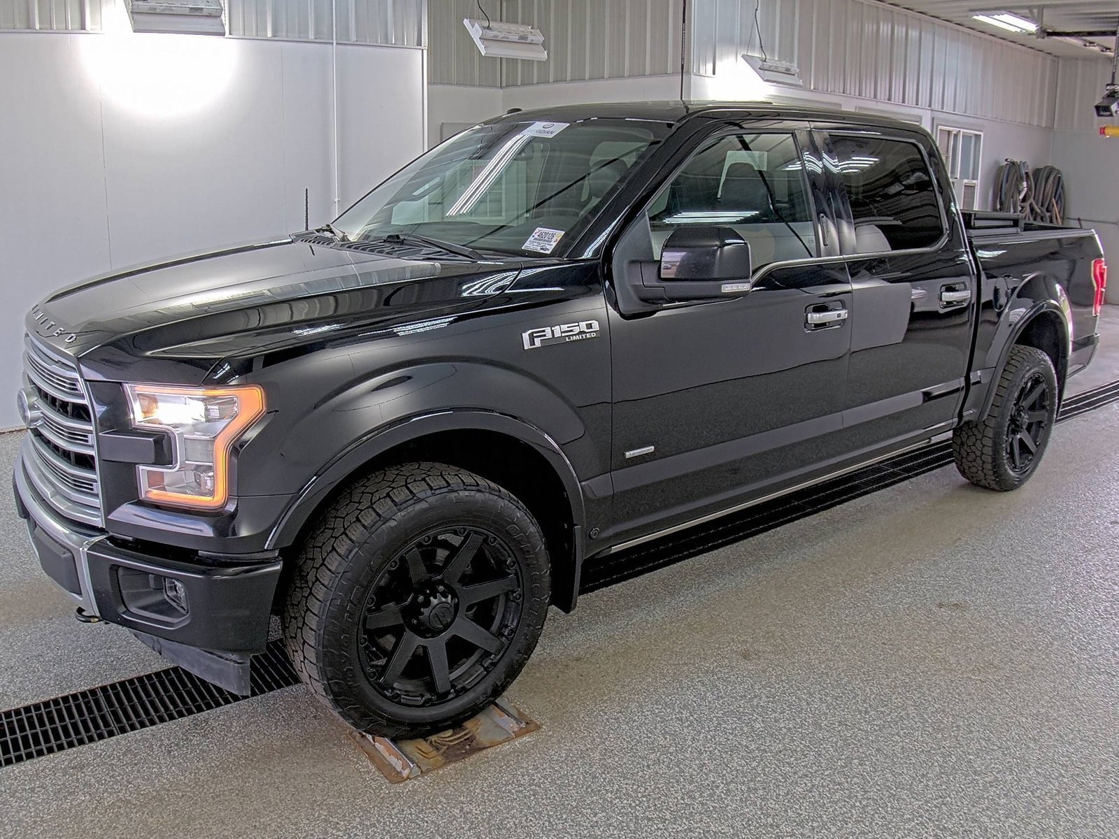 Used 2017 Ford F150 Limited AWD/4WD image 1