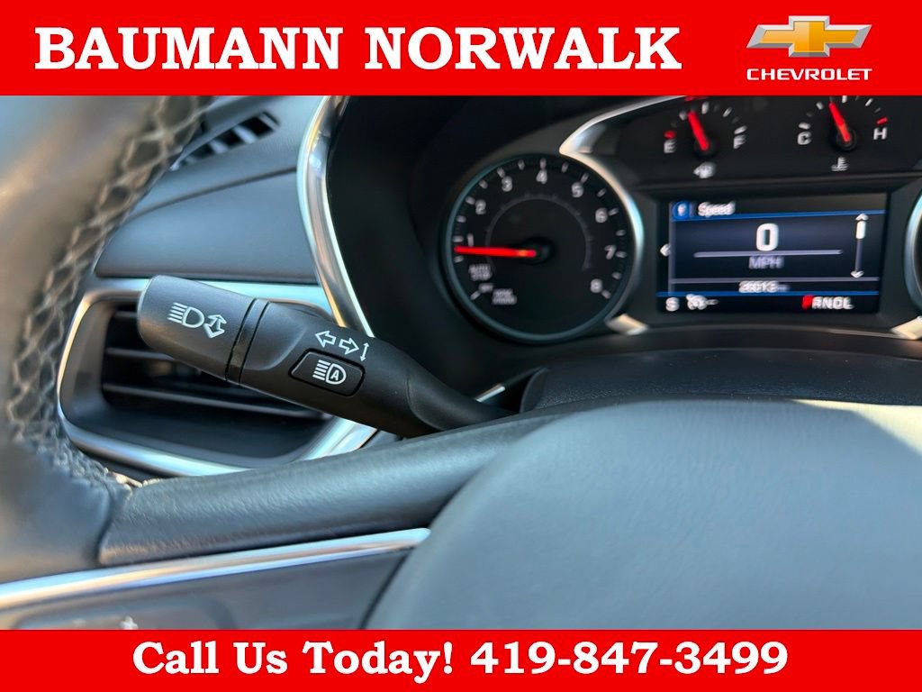 Used 2023 Chevrolet Equinox LT FWD image 23
