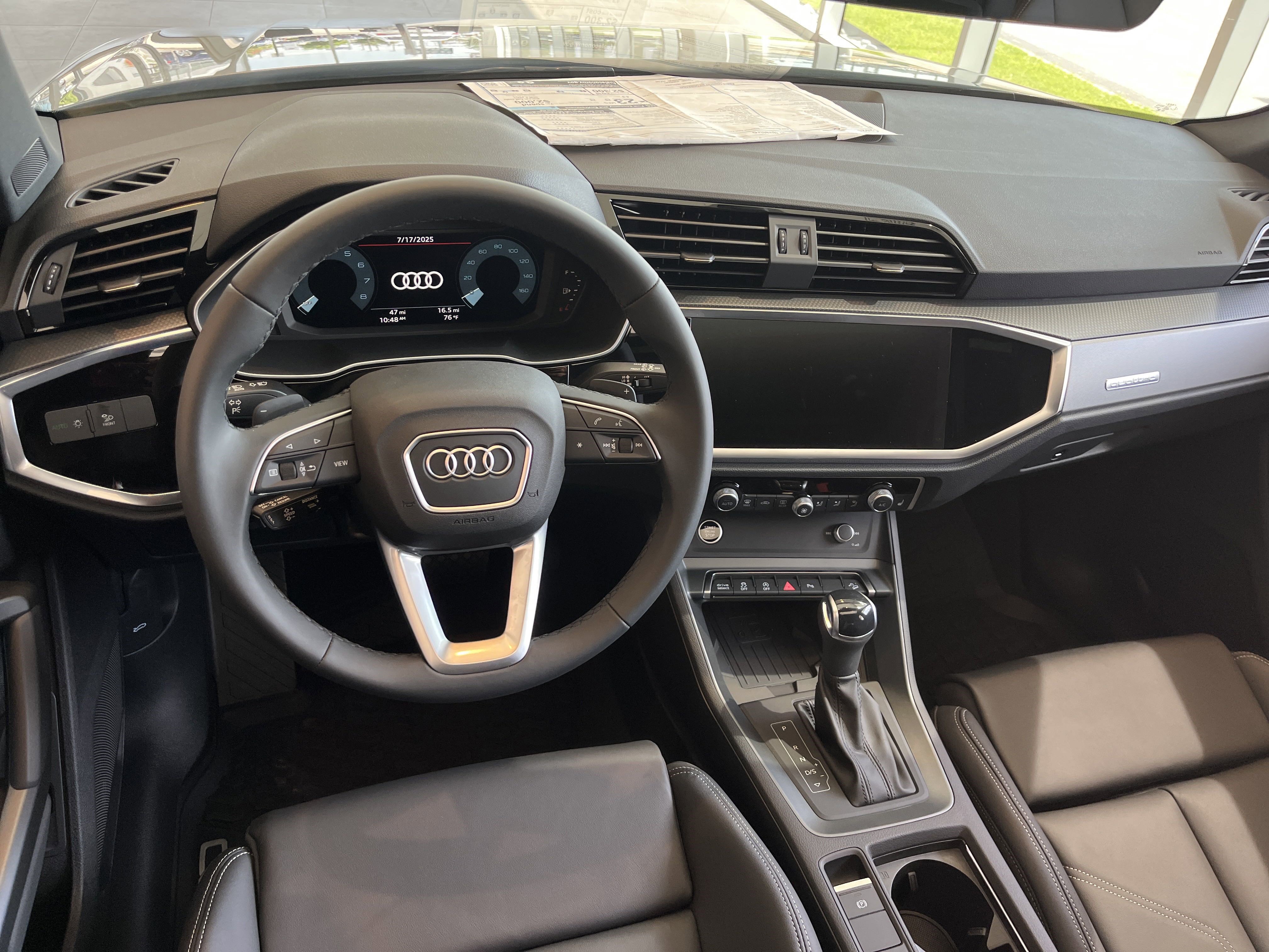 New 2025 Audi Q3 2.0T Premium image 8