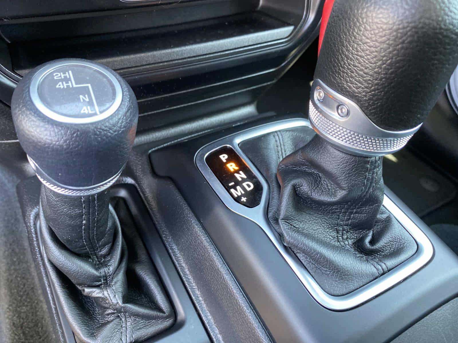 Used 2022 Jeep Wrangler Unlimited Sport AWD/4WD image 17