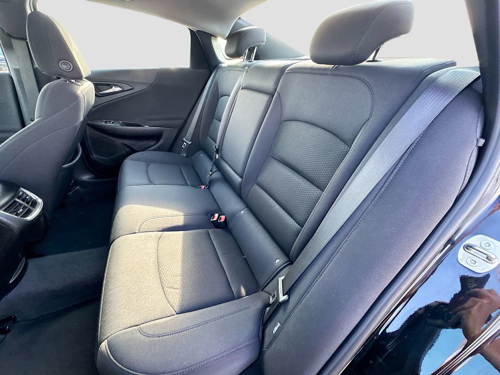 Used 2023 Chevrolet Malibu LT image 24