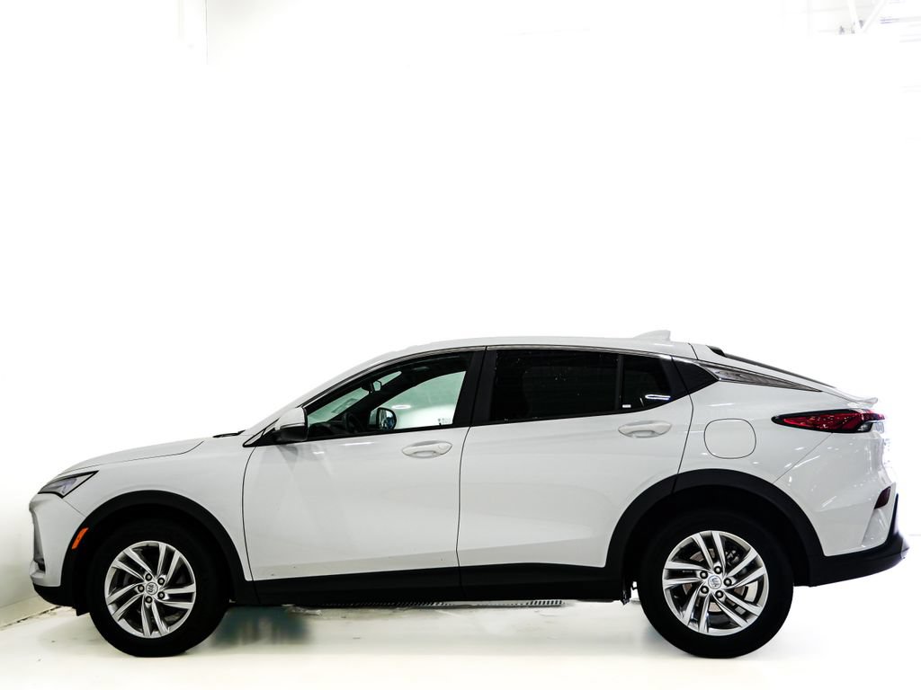 Used 2025 Buick Envista Preferred FWD image 5