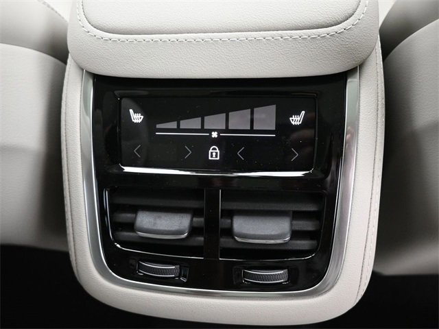 New 2026 Volvo XC90 B6 Ultra image 35