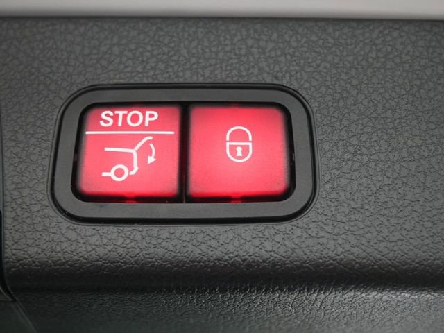 Used 2020 Mercedes-Benz GLB 250 image 24