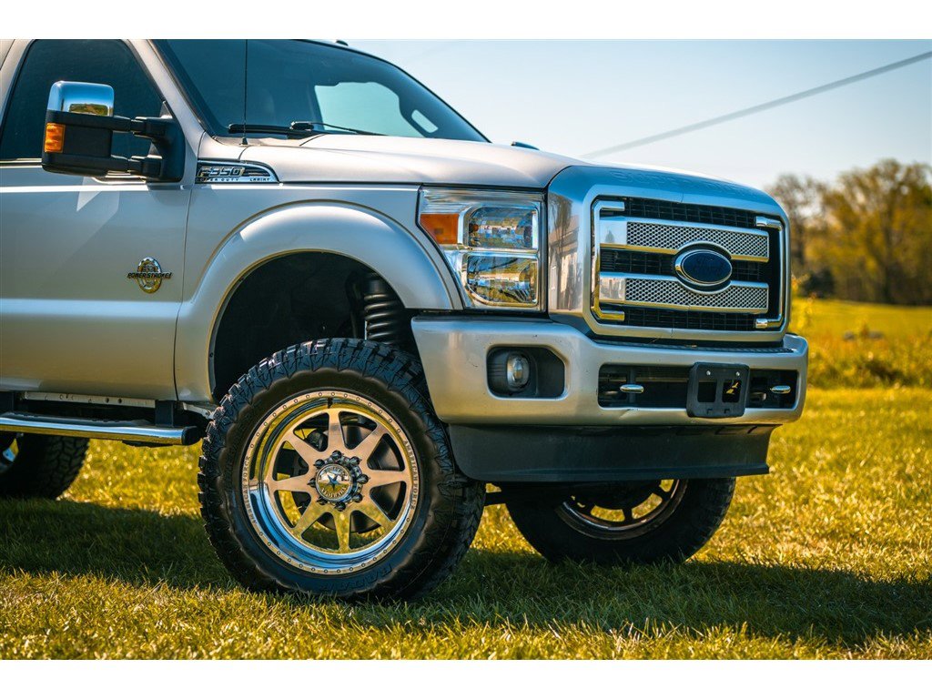 Used 2013 Ford F350 Platinum w/ FX4 Off Road Pkg AWD/4WD image 2