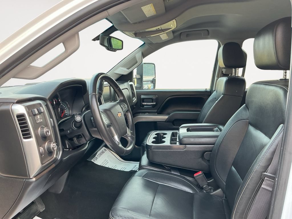 Used 2015 Chevrolet Silverado 3500 LT w/ LT Convenience Package AWD/4WD image 11