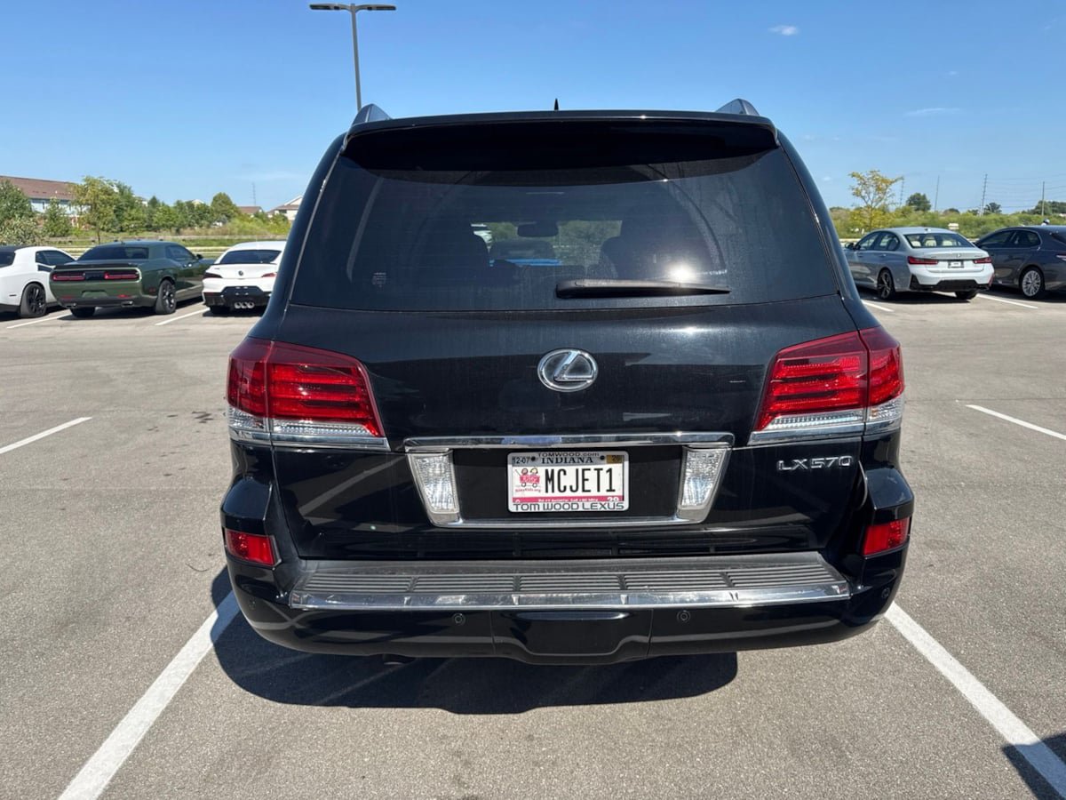 Used 2015 Lexus LX 570 4WD image 5