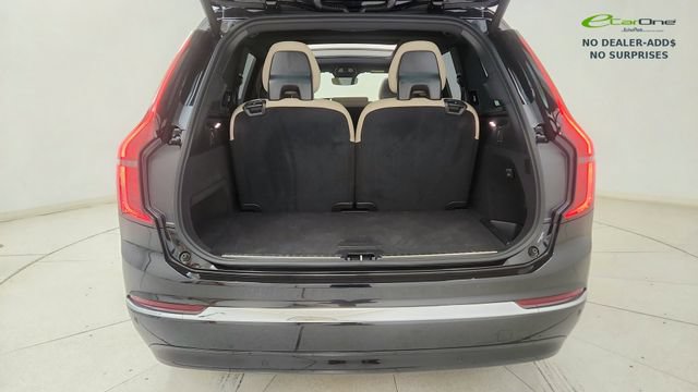 Used 2026 Volvo XC90 B5 Plus w/ Protection Package AWD/4WD image 27