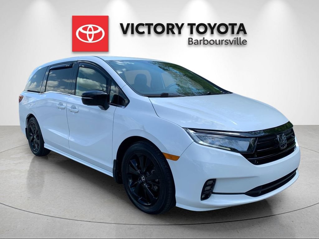 Used 2023 Honda Odyssey Sport image 5
