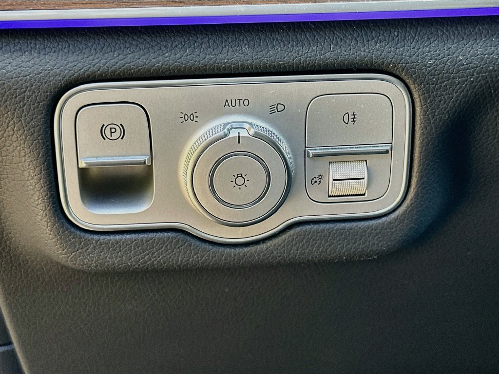 Certified 2025 Mercedes-Benz GLE 350 4MATIC image 10