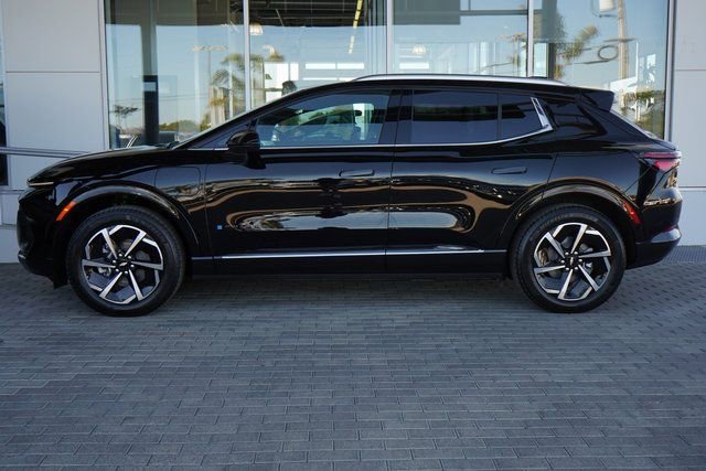 New 2025 Chevrolet Equinox EV LT image 5