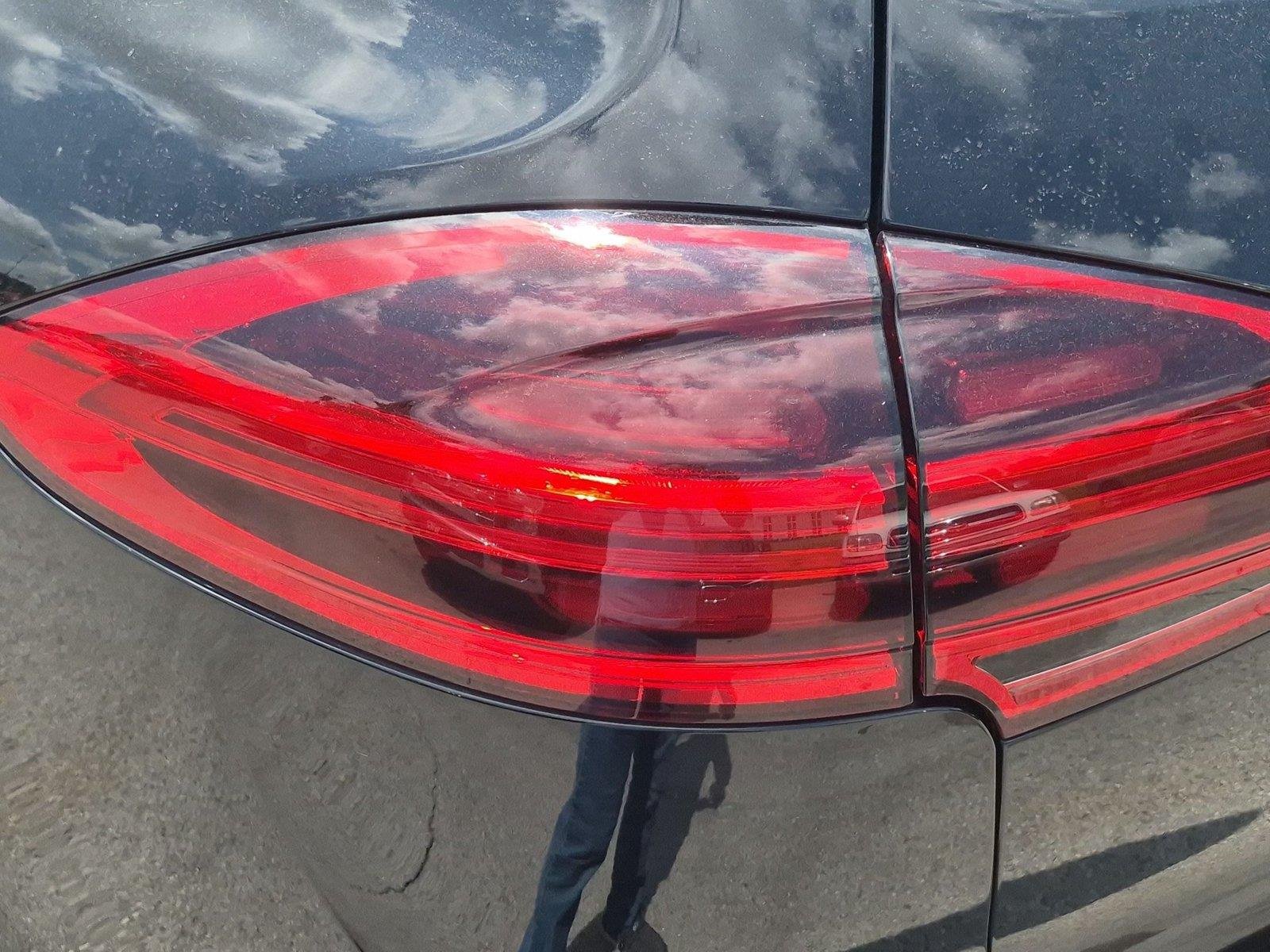 Used 2017 Porsche Cayenne S AWD/4WD image 12