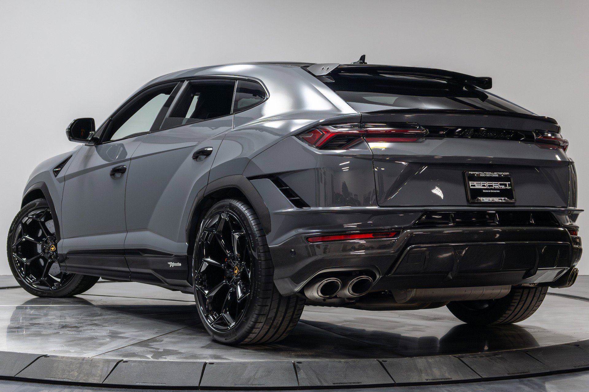 Used 2023 Lamborghini Urus Performante image 61