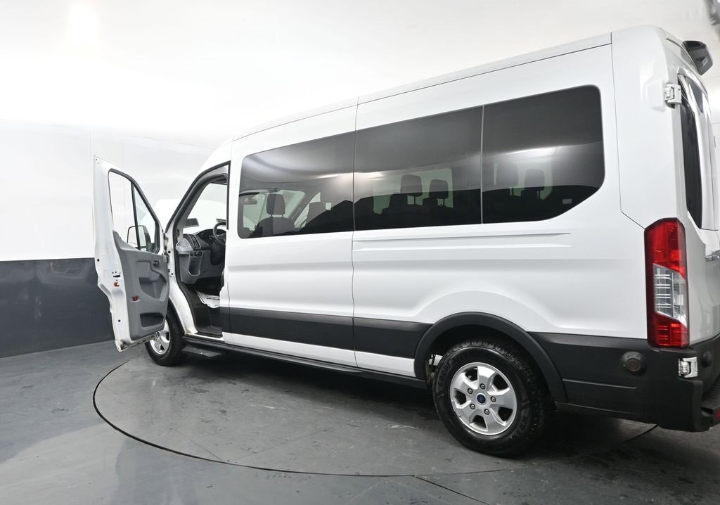 Used 2019 Ford Transit 350 XLT image 29