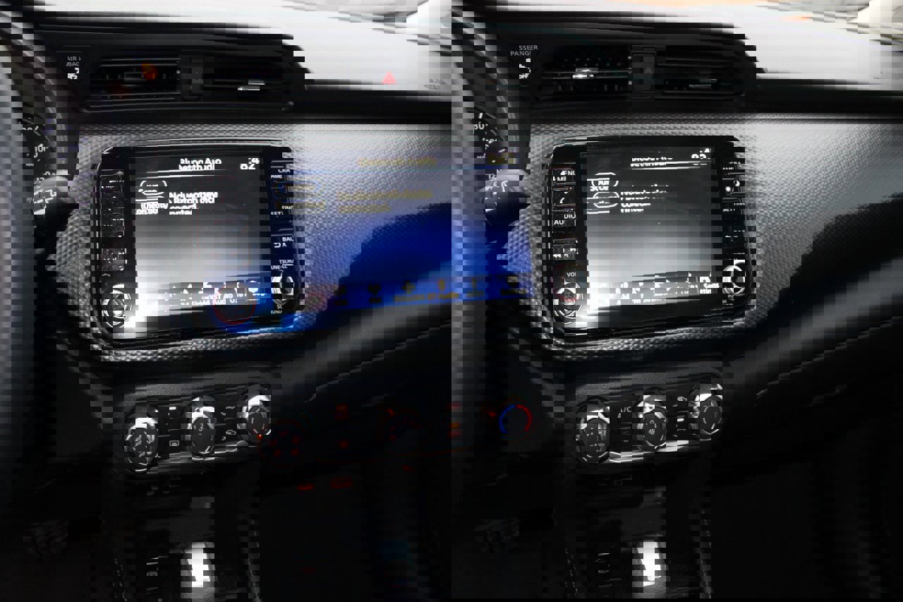 Used 2024 Nissan Kicks SV image 6