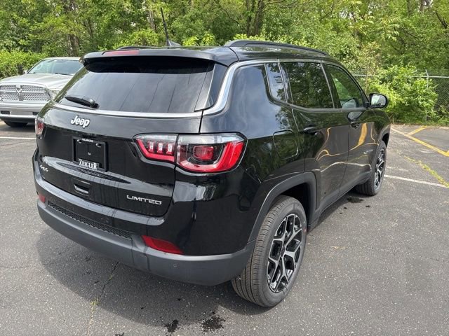 New 2025 Jeep Compass Limited image 11
