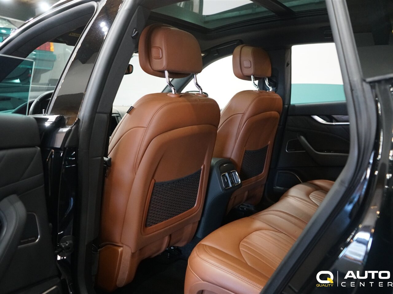 Used 2021 Maserati Levante GranLusso image 29