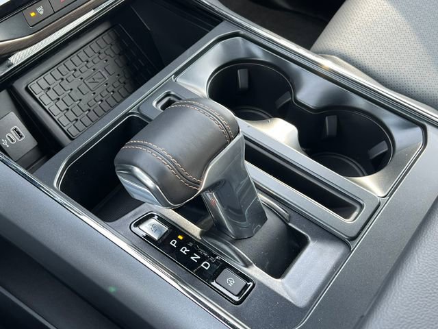 New 2025 Ford F150 Lightning Lariat image 38