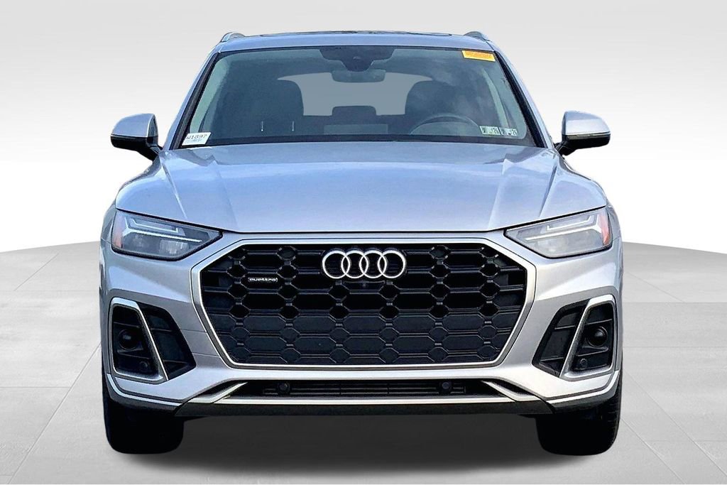 Certified 2023 Audi Q5 2.0T Premium Plus w/ Premium Plus Package image 3