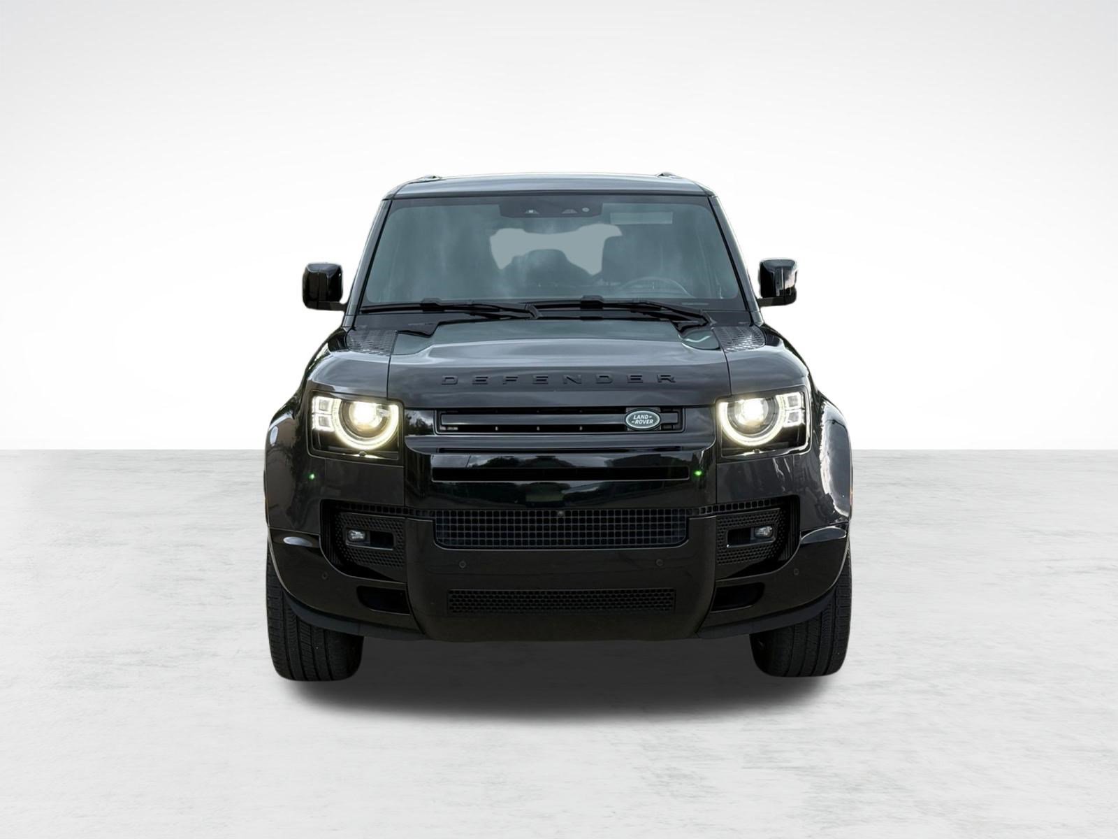 Used 2023 Land Rover Defender 110 X AWD/4WD image 6