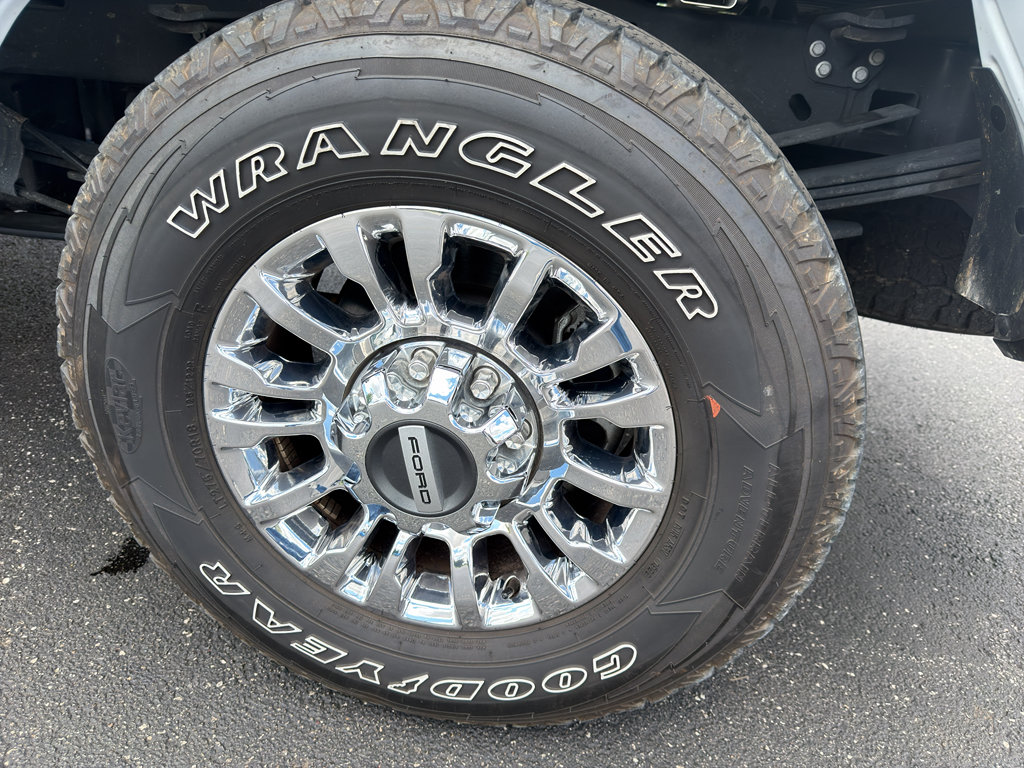 Used 2022 Ford F350 Lariat w/ Chrome Package AWD/4WD image 9