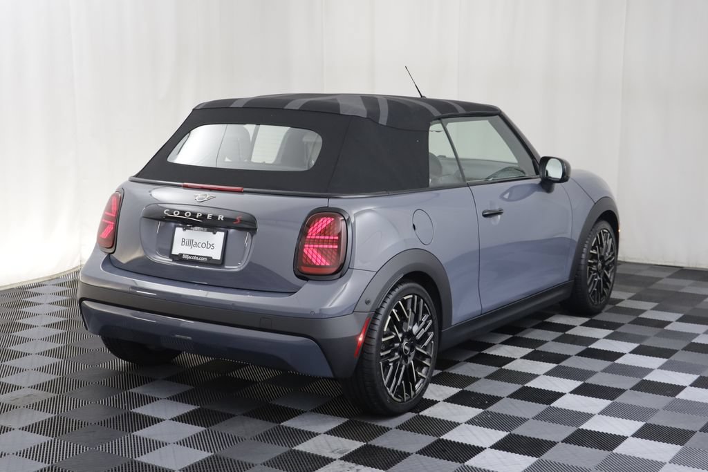 Certified 2025 MINI Cooper S FWD image 16