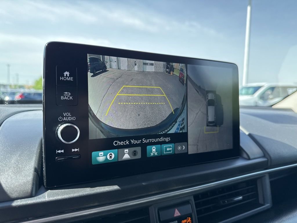 Used 2025 Honda Pilot Elite image 24