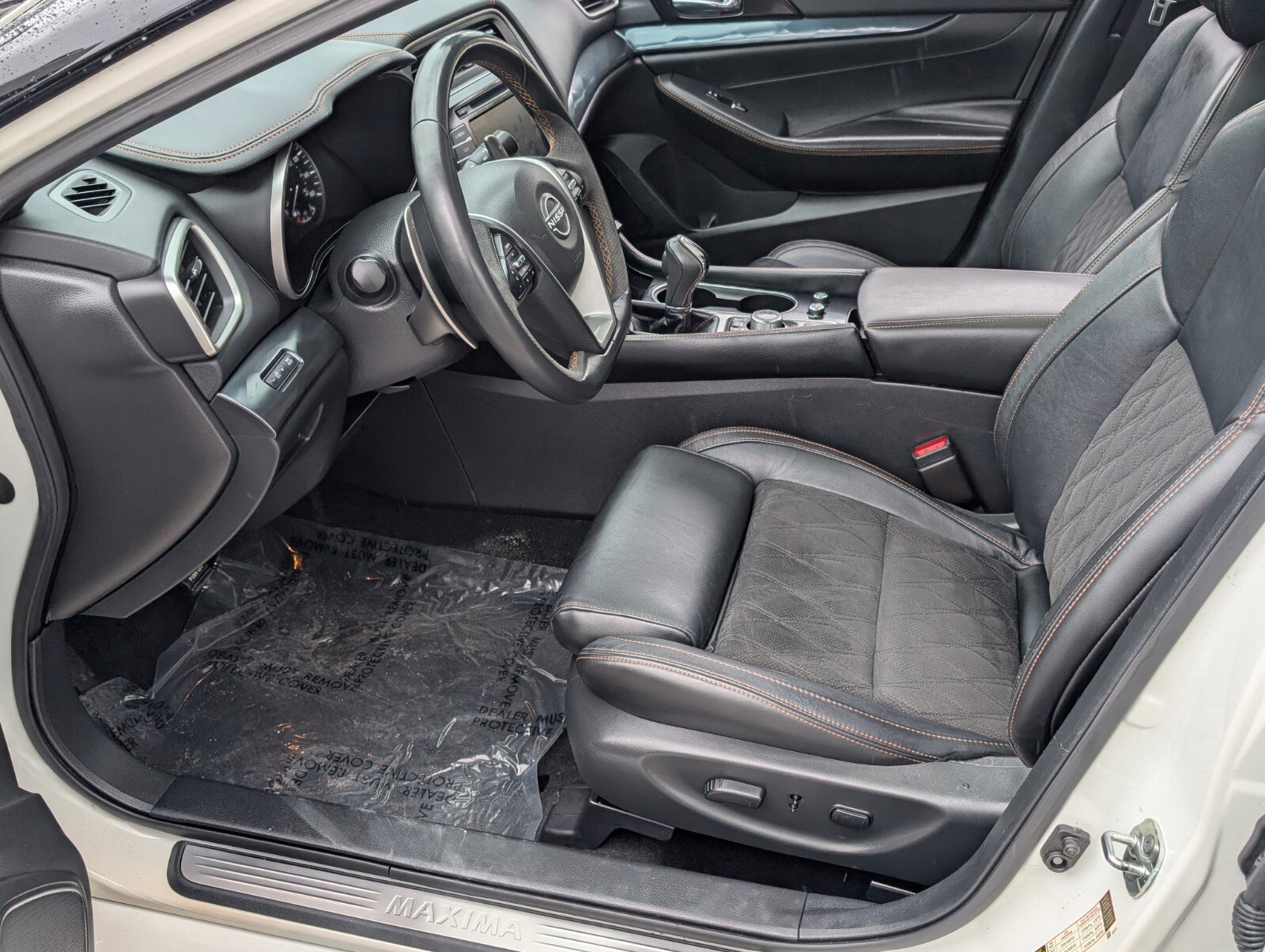 Certified 2023 Nissan Maxima SR w/ Sport Mat Group image 10