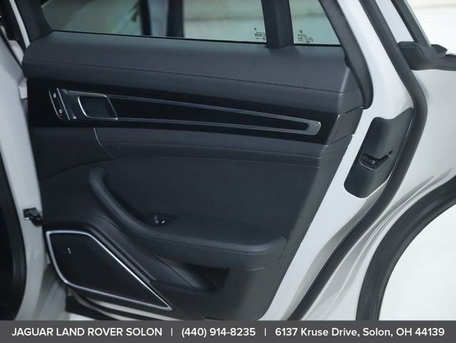 Used 2023 Porsche Panamera 4 image 36