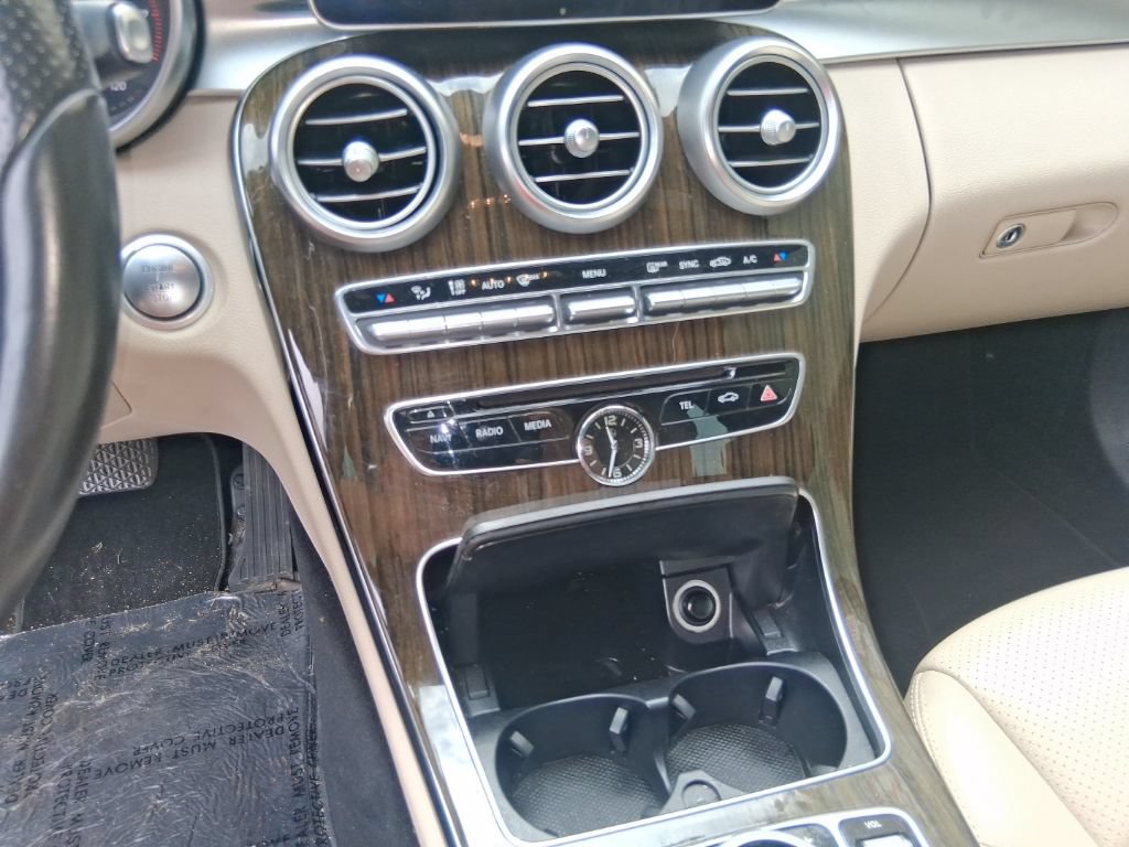 Used 2016 Mercedes-Benz C 300 Sedan image 11