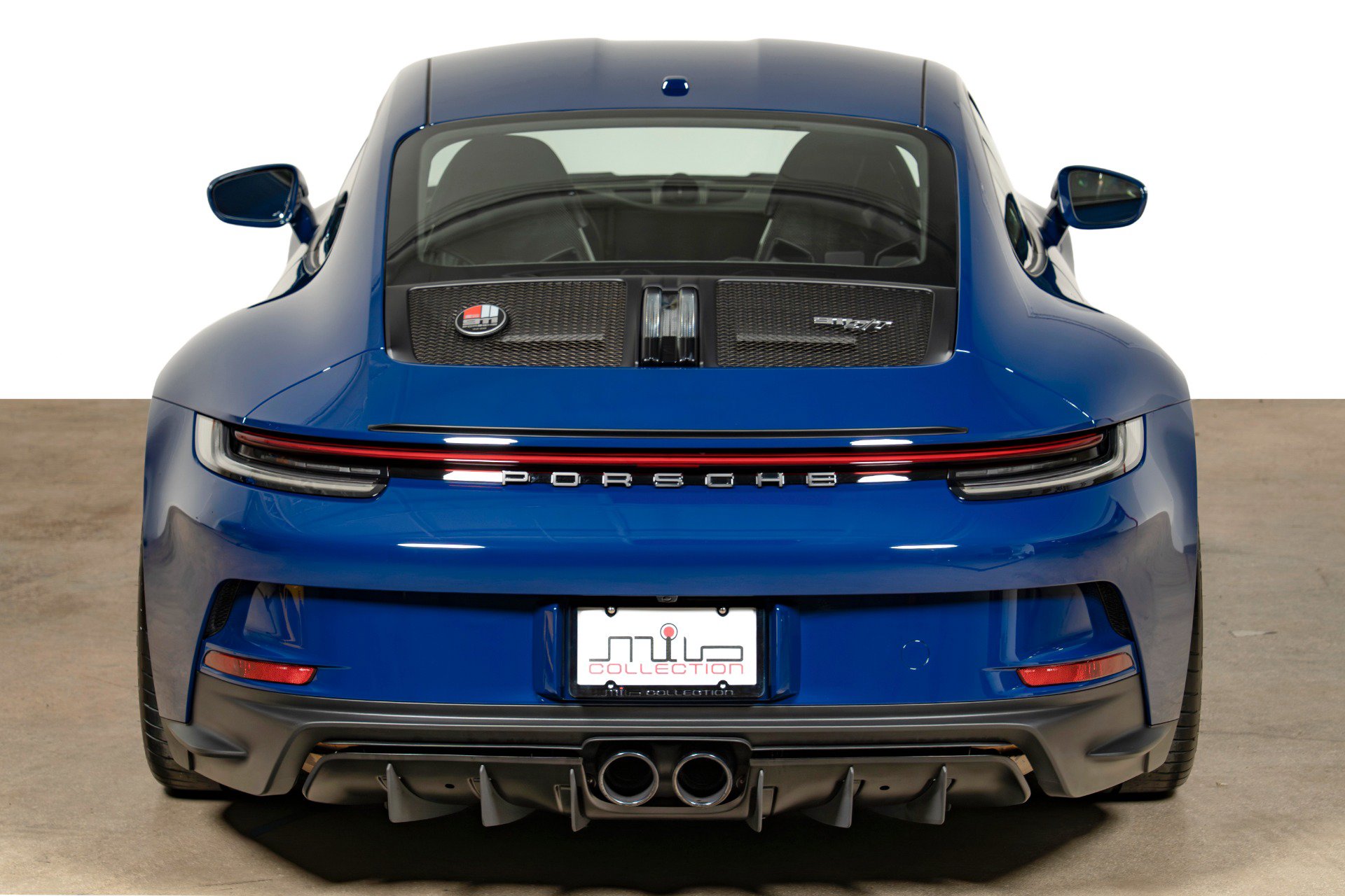 Used 2024 Porsche 911 GT3 RS RWD image 8