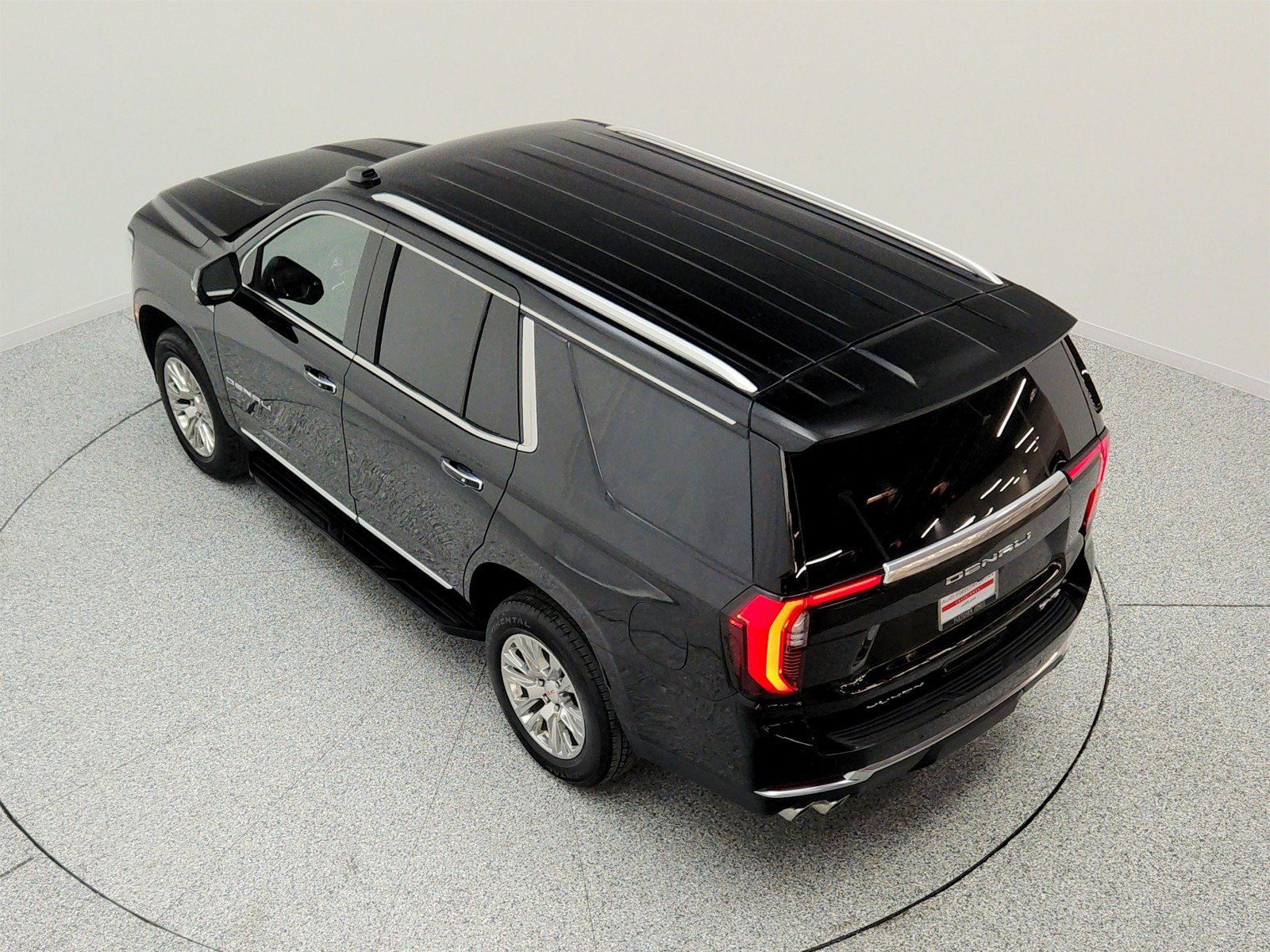 Used 2025 GMC Yukon Denali AWD/4WD image 28
