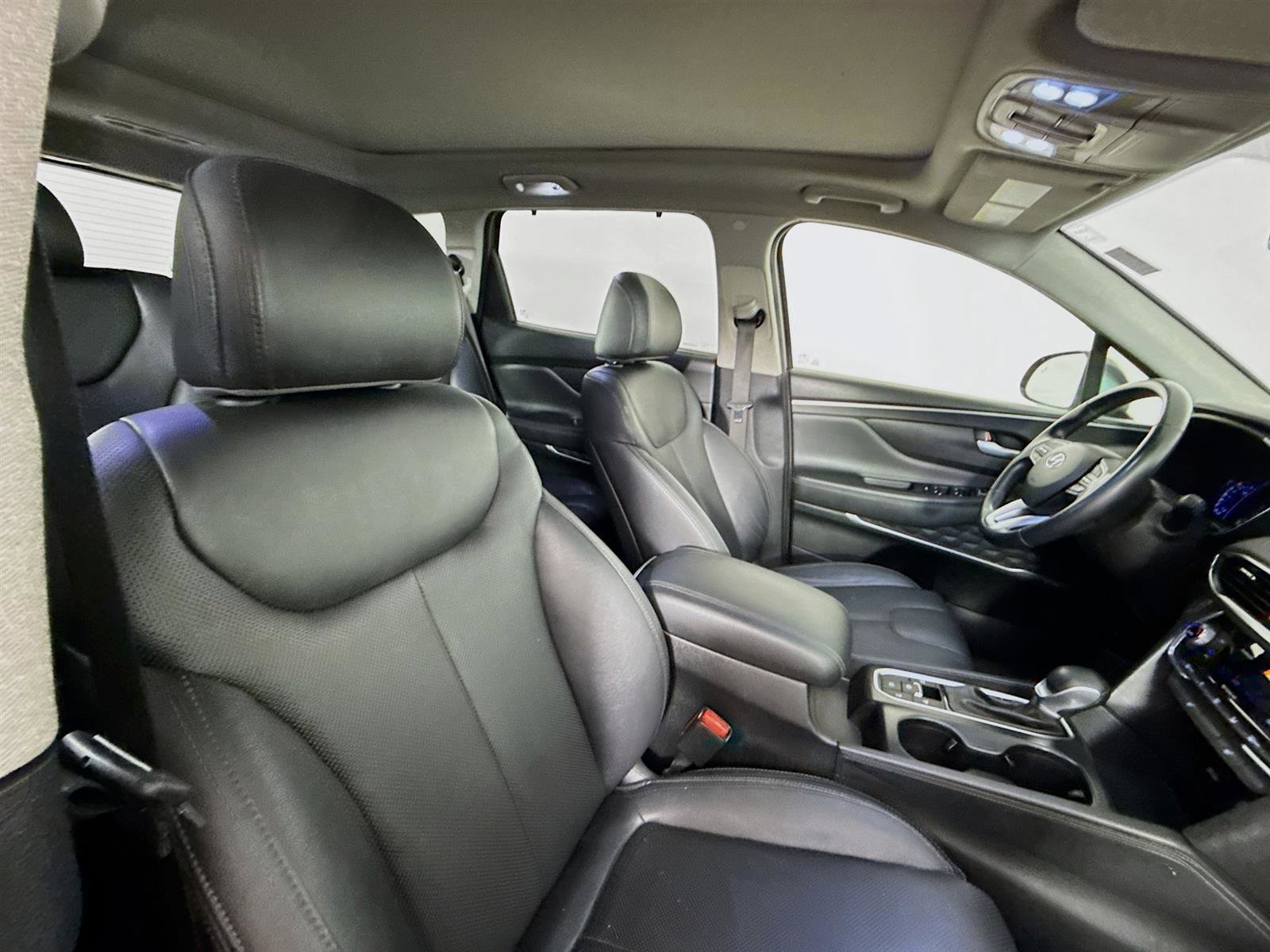 Used 2019 Hyundai Santa Fe Limited image 28