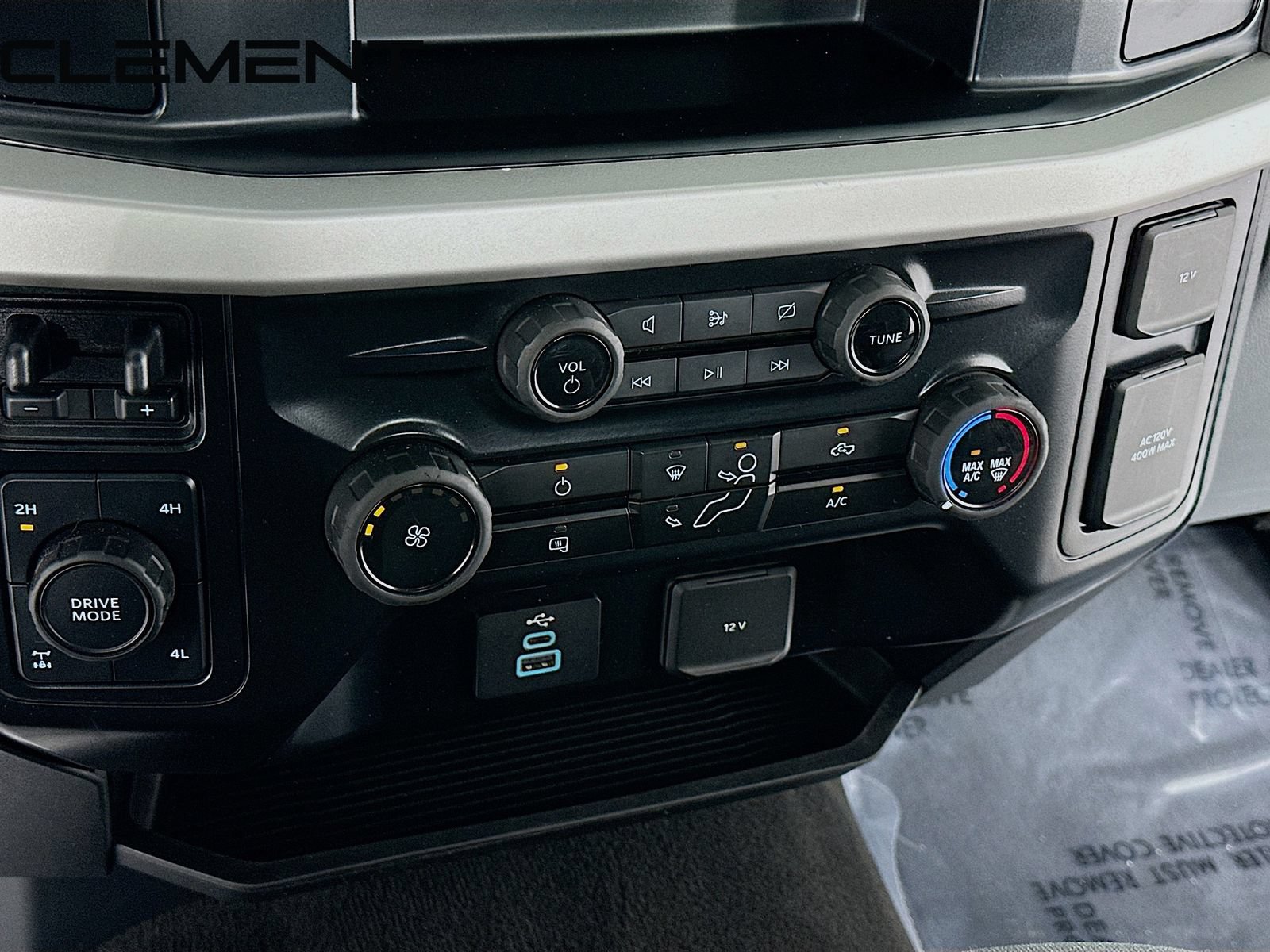 Used 2024 Ford F350 XLT AWD/4WD image 22