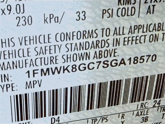 Used 2025 Ford Explorer ST image 35