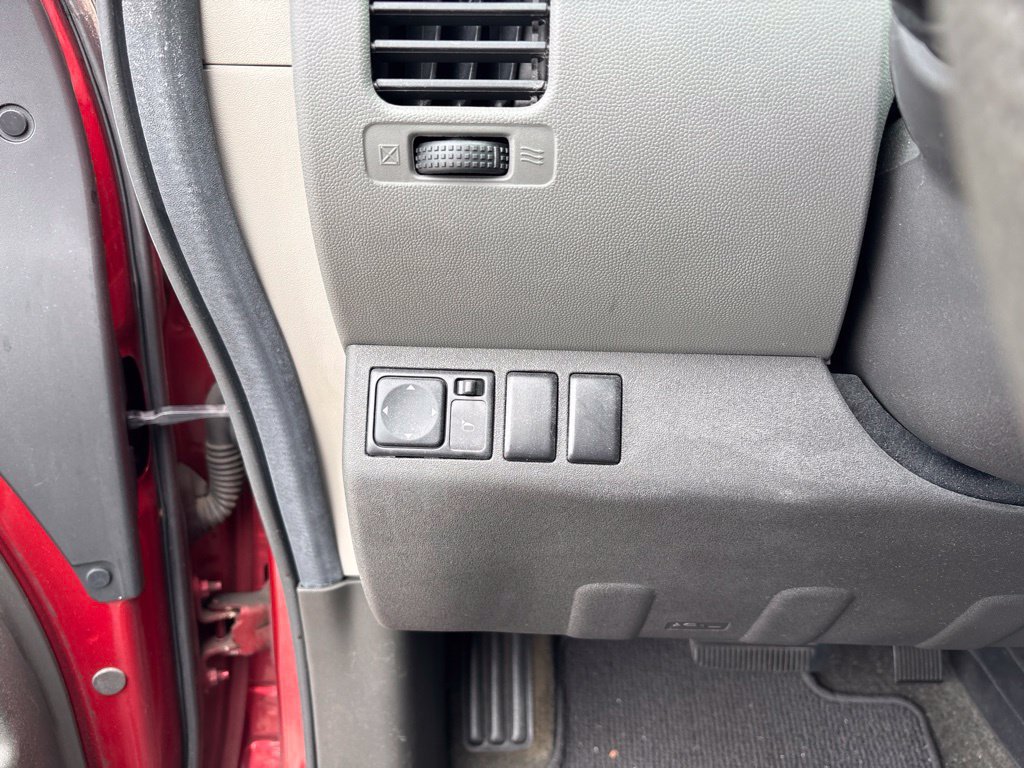 Used 2012 Nissan Xterra S RWD image 12