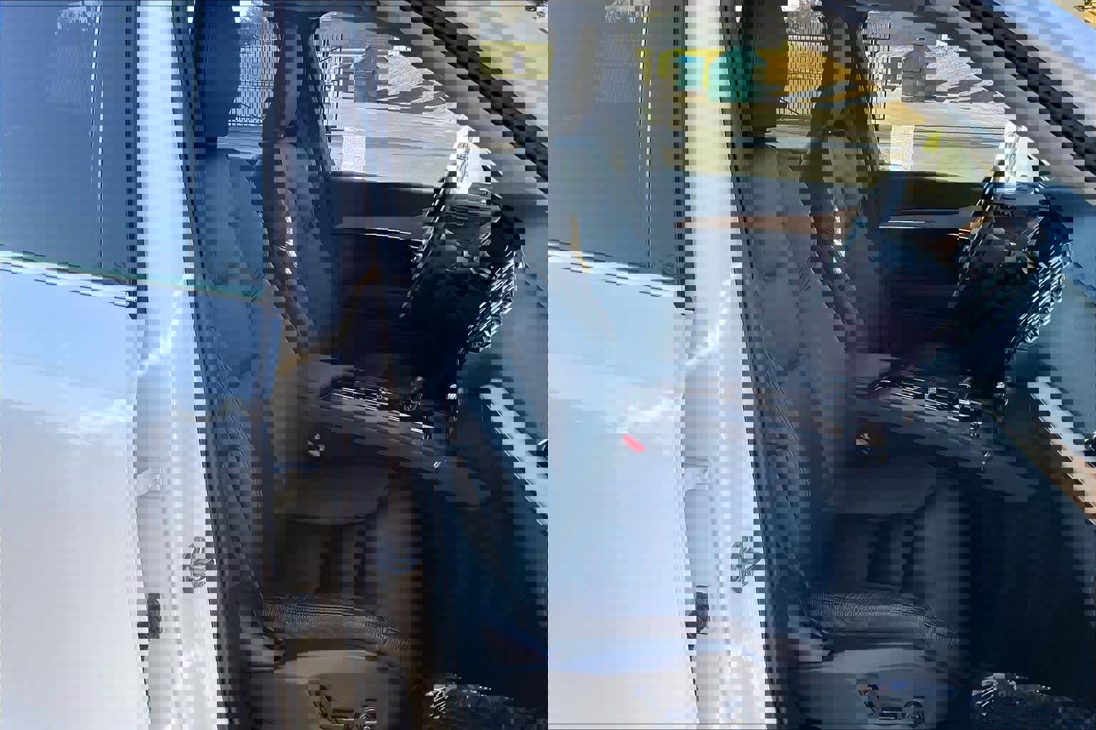 Used 2023 Volvo XC90 B5 Plus image 10