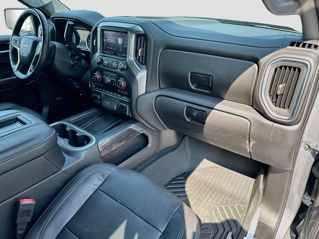 Used 2020 Chevrolet Silverado 1500 LTZ w/ LTZ Premium Package AWD/4WD image 36