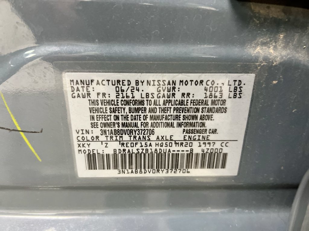 Used 2024 Nissan Sentra SR w/ SR Premium Package FWD image 28