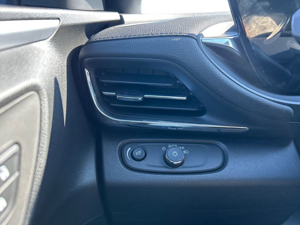 New 2026 Buick Envista Sport Touring FWD image 20