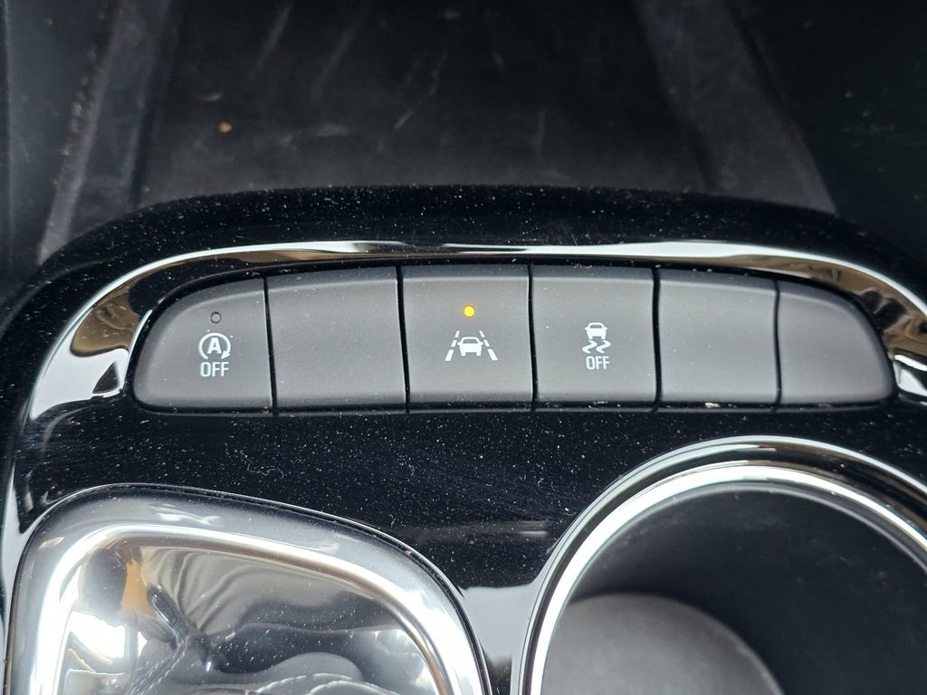 Used 2023 Buick Encore GX Select FWD image 21