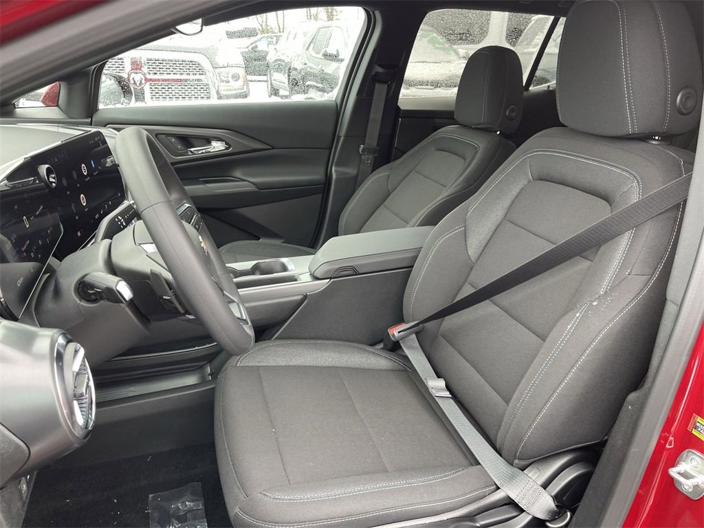 New 2026 Chevrolet Equinox EV LT image 11