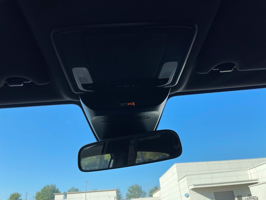 Certified 2025 Honda HR-V Sport image 16